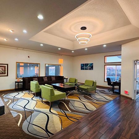 Grandstay Hotel And Suite Waseca Ngoại thất bức ảnh